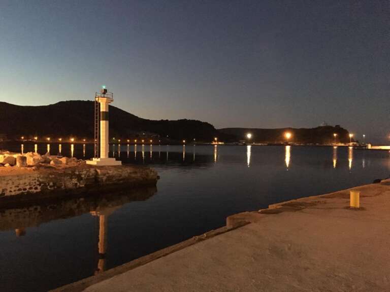 &Phi;&omega;&tau;&omicron;&gamma;&rho;&alpha;&phi;ί&epsilon;&sigmaf; &Lambda;ή&mu;&nu;&omicron;&upsilon;