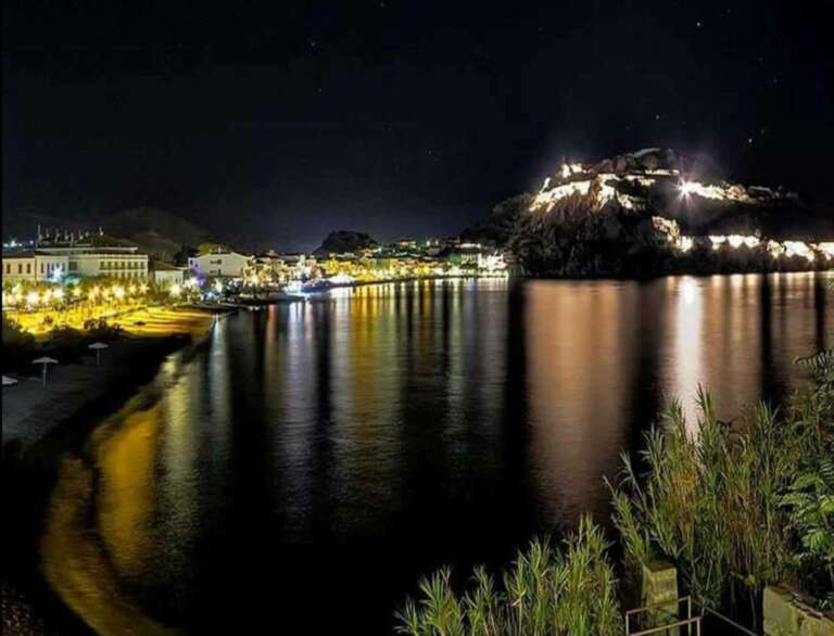 &Phi;&omega;&tau;&omicron;&gamma;&rho;&alpha;&phi;ί&epsilon;&sigmaf; &Lambda;ή&mu;&nu;&omicron;&upsilon;